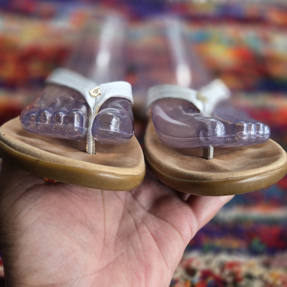 OluKai Honu White Leather Flip Flop Sandal Size 7 - Picture 5 of 15